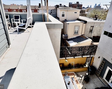 2005 N Mascher Street - Photo Thumbnail 27