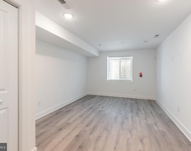 1423 N 8th Street - Photo Thumbnail 21