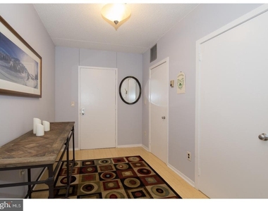 2301 Cherry Street - Photo Thumbnail 8