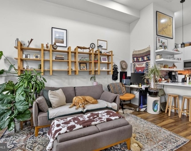 2045 Trenton Avenue - Photo Thumbnail 8