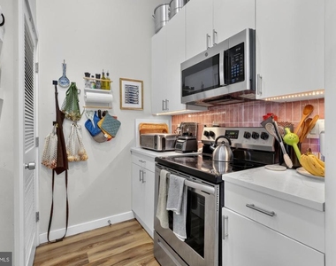 2045 Trenton Avenue - Photo Thumbnail 2