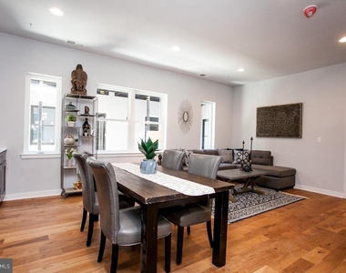 5938 Henry Avenue - Photo Thumbnail 2