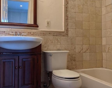 627 N 18th Street - Photo Thumbnail 7