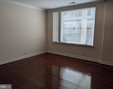 627 N 18th Street - Photo Thumbnail 3