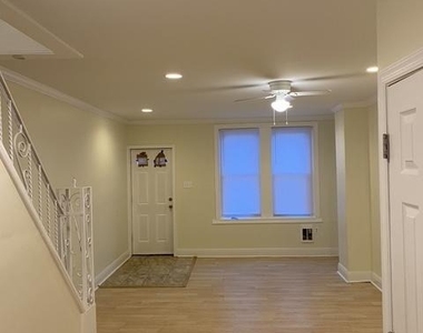 3112 W Gordon Street - Photo Thumbnail 2