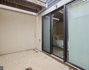 1004 S 17th Street - Photo Thumbnail 22