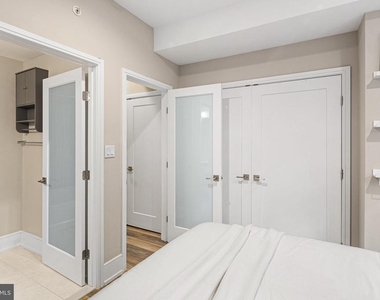 1004 S 17th Street - Photo Thumbnail 18