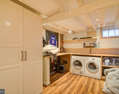229 S Jessup Street - Photo Thumbnail 5
