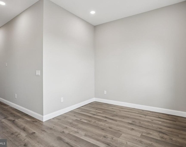 2225 N Waterloo Street - Photo Thumbnail 26