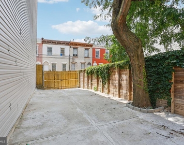 2225 N Waterloo Street - Photo Thumbnail 33