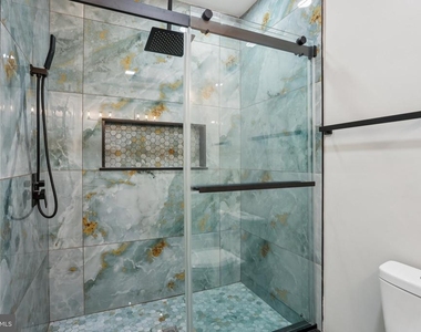 2225 N Waterloo Street - Photo Thumbnail 14