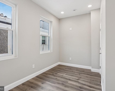 2225 N Waterloo Street - Photo Thumbnail 16