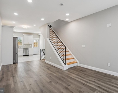 2225 N Waterloo Street - Photo Thumbnail 4