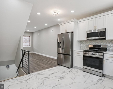 2225 N Waterloo Street - Photo Thumbnail 9