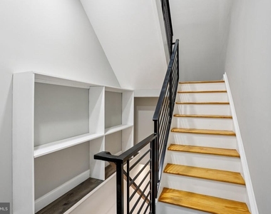 2225 N Waterloo Street - Photo Thumbnail 22