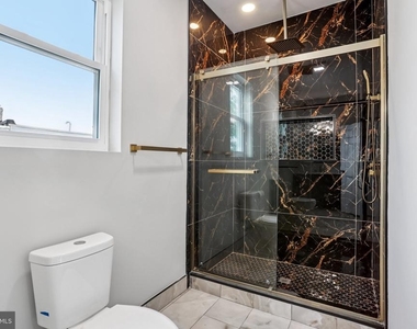 2225 N Waterloo Street - Photo Thumbnail 28
