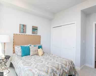 5938 Henry Avenue - Photo Thumbnail 8