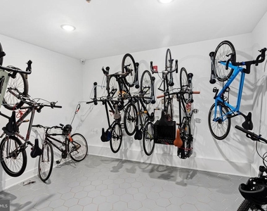 1723 Francis Street - Photo Thumbnail 16