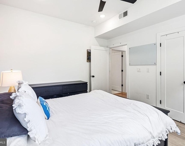 1723 Francis Street - Photo Thumbnail 10