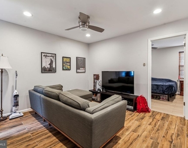1007 Dickinson Street - Photo Thumbnail 1