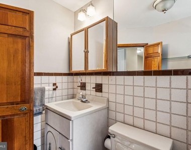 1007 Dickinson Street - Photo Thumbnail 11