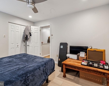 1007 Dickinson Street - Photo Thumbnail 9