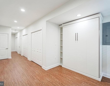 2241 Sears Street - Photo Thumbnail 18