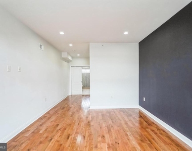2241 Sears Street - Photo Thumbnail 23