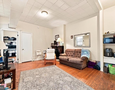 1807 Spruce Street - Photo Thumbnail 1