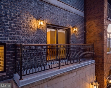 1526 S 10th Street - Photo Thumbnail 4