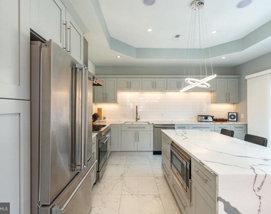 1526 S 10th Street - Photo Thumbnail 19