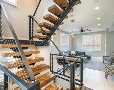 1526 S 10th Street - Photo Thumbnail 10