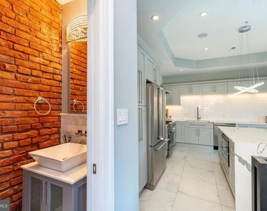 1526 S 10th Street - Photo Thumbnail 18