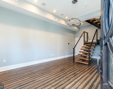 1526 S 10th Street - Photo Thumbnail 7