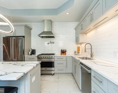 1526 S 10th Street - Photo Thumbnail 20