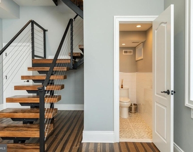1526 S 10th Street - Photo Thumbnail 8