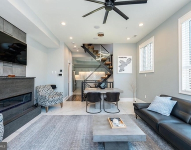 1526 S 10th Street - Photo Thumbnail 12