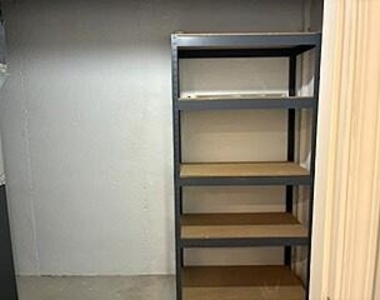 671 Liberty Pointe Drive - Photo Thumbnail 20