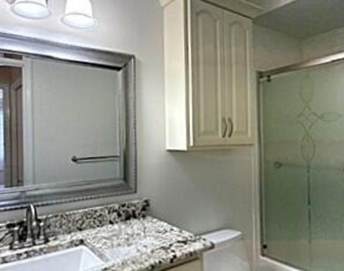 671 Liberty Pointe Drive - Photo Thumbnail 9