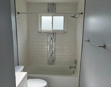 15 Metroview Court - Photo Thumbnail 10