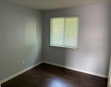 15 Metroview Court - Photo Thumbnail 12