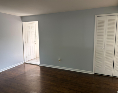 15 Metroview Court - Photo Thumbnail 8