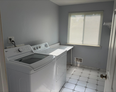 15 Metroview Court - Photo Thumbnail 19