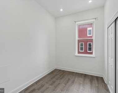 1625 S 22nd Street - Photo Thumbnail 6