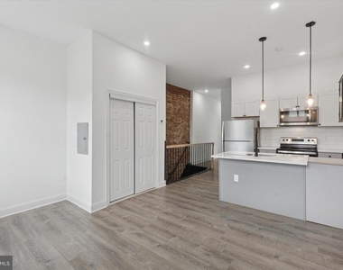 1625 S 22nd Street - Photo Thumbnail 1
