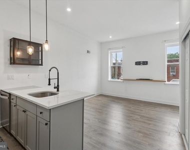 1625 S 22nd Street - Photo Thumbnail 3