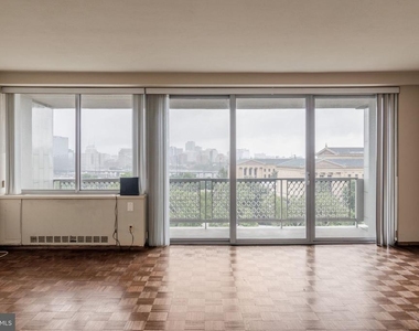 2401 Pennsylvania Avenue - Photo Thumbnail 7