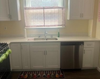 6237 N Bouvier Street - Photo Thumbnail 6