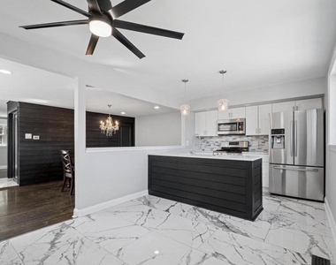 7256 Shalkop Street - Photo Thumbnail 4