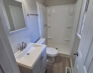 7655 Fletcher Avenue - Photo Thumbnail 9